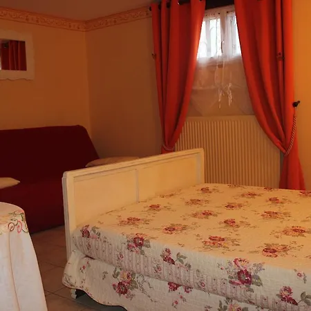 Chambres Et Tables D'hotes Le Pecheychus Bed & Breakfast Le Buisson-de-Cadouin