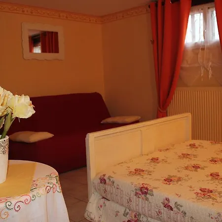 Bed & Breakfast Chambres Et Tables D'hotes Le Pecheychus Le Buisson-de-Cadouin