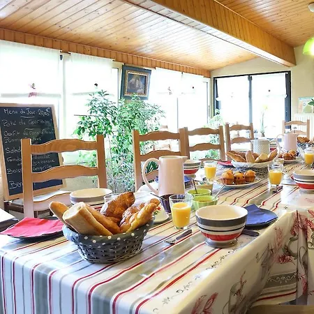 Bed & Breakfast Chambres Et Tables D'hotes Le Pecheychus Le Buisson-de-Cadouin